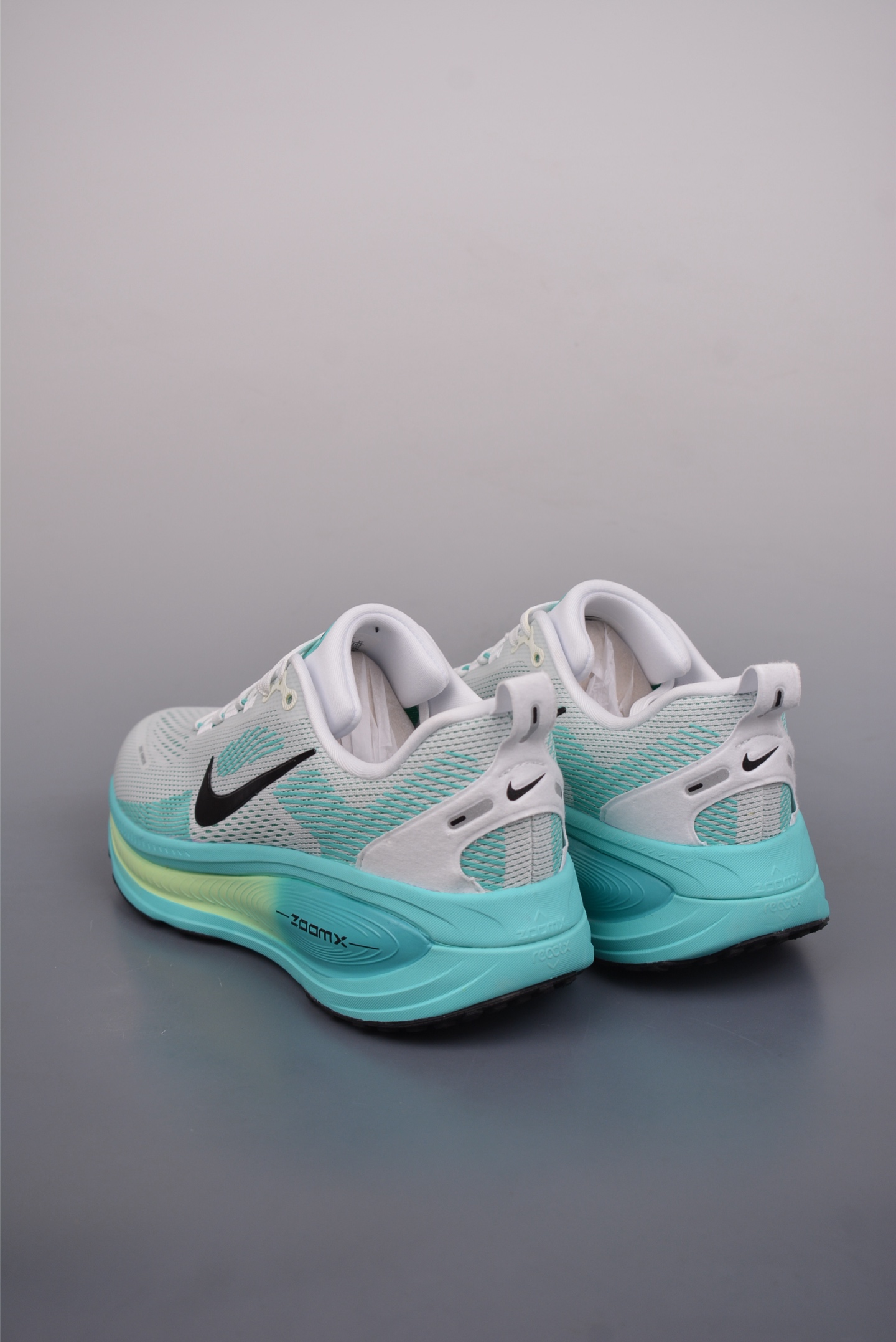 Nike Vomero 18 ZoomX White Green HM6803-103