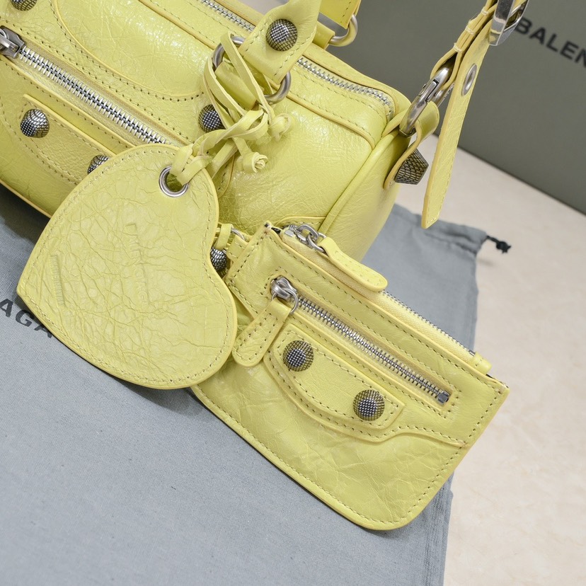 Balenciaga Neo Cagole Motorcycle Bag