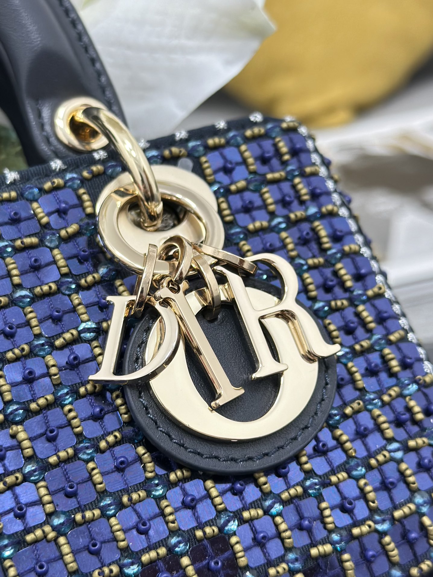 Dior Lady D-Joy Super Mini Embroidered Lens Blue Beads Lady Dior Bag S0910