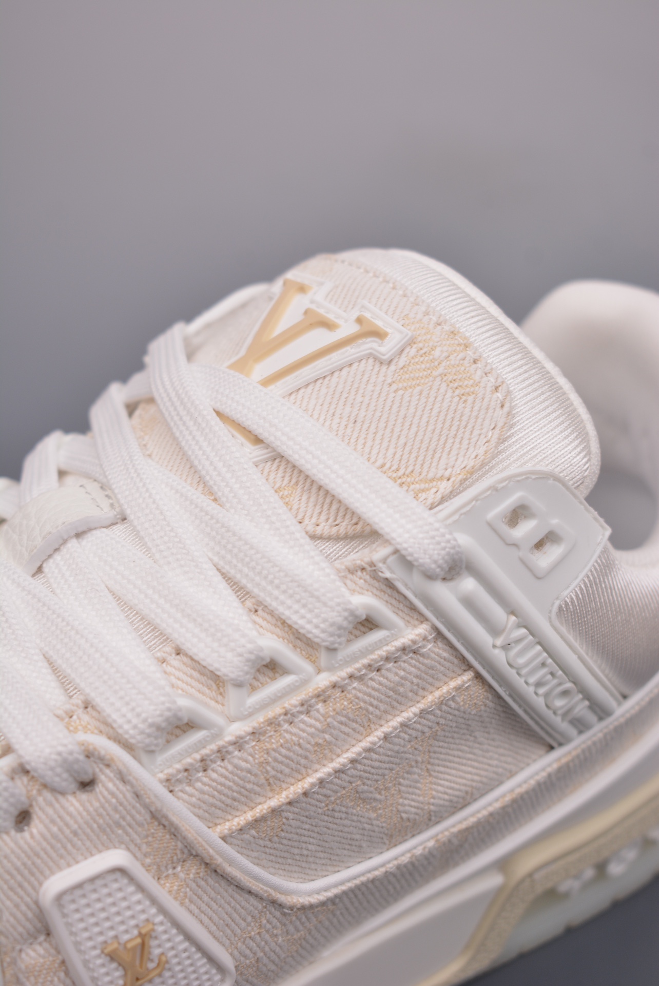 Louis Vuitton Trainer Sneaker Low Denim White Jacquard 1AC689