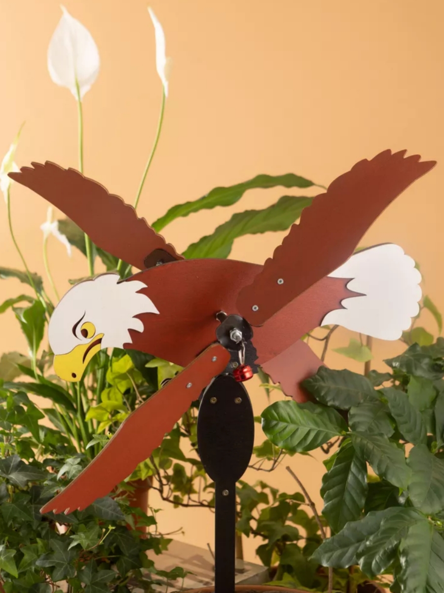 🇺🇸 Patriotic Yard Fun – Whimsical Wind Spinners for Your Garden! 🦅❤️