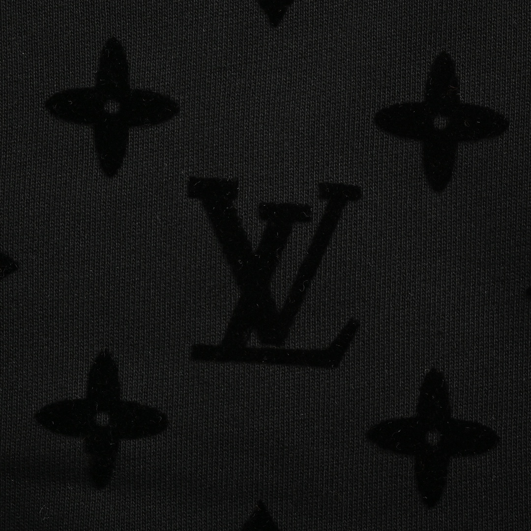 Louis Vuitton 24Fw all-over monogram flocked print crewneck sweatshirt