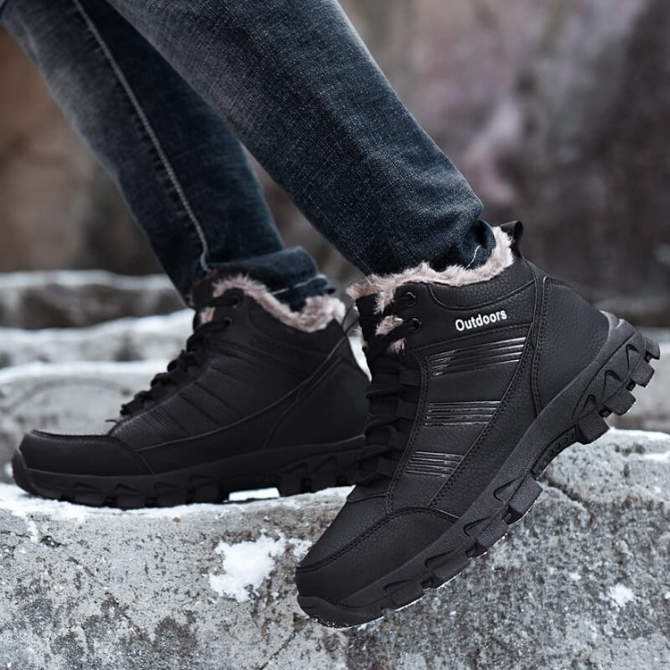 Men's Winter Plus Velvet Outdoor Anti-Ski Boots