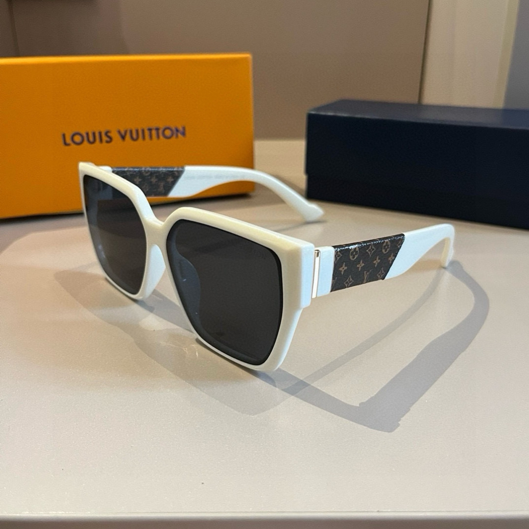 Louis Vuitton Square Frame Sunglasses