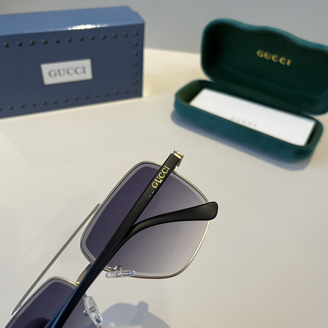 Gucci Square Frame Sunglasses