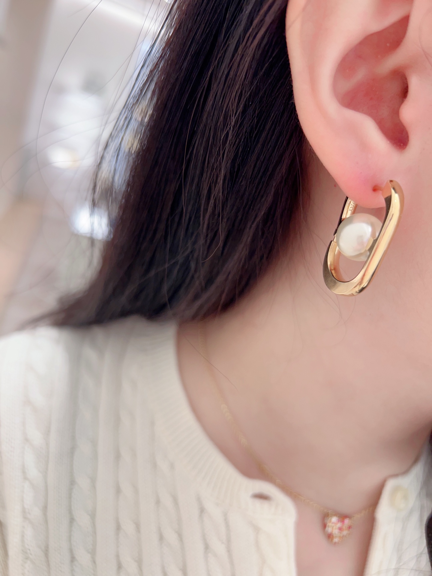 Dior Oval Pearl Earrings