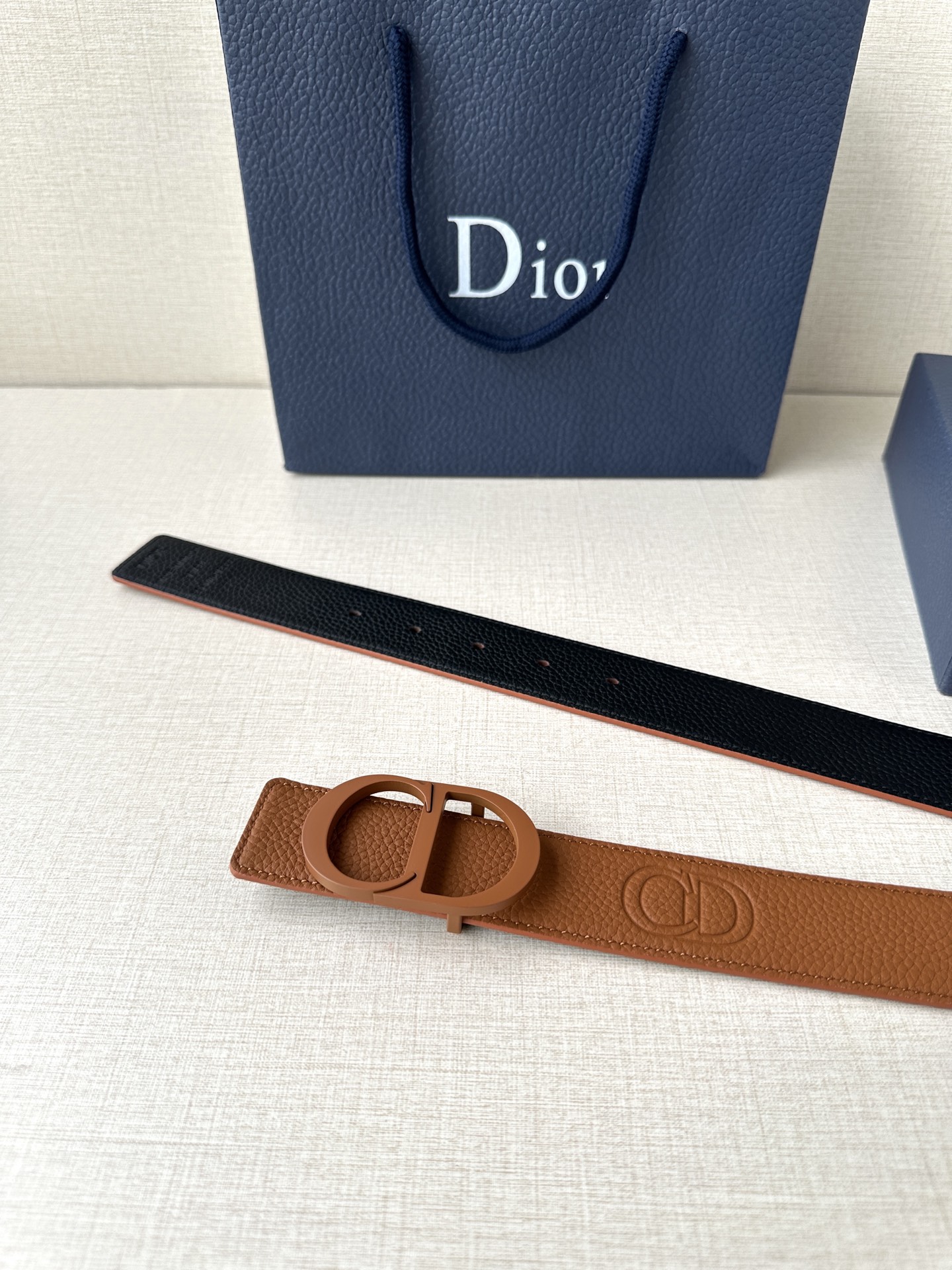 Dior embossed top layer leather belt 3.5CM wide
