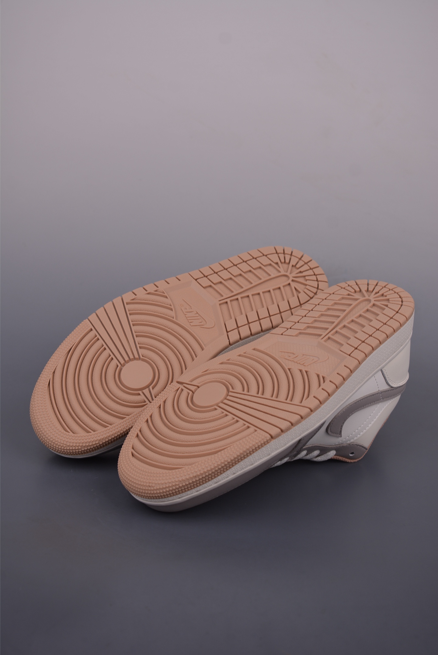 Air Jordan 1 Low ”Sail“ 553558-169
