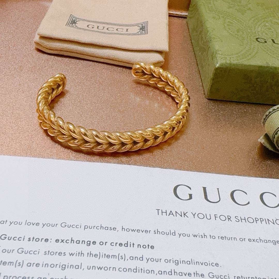Gucci Braided Gold Bracelet