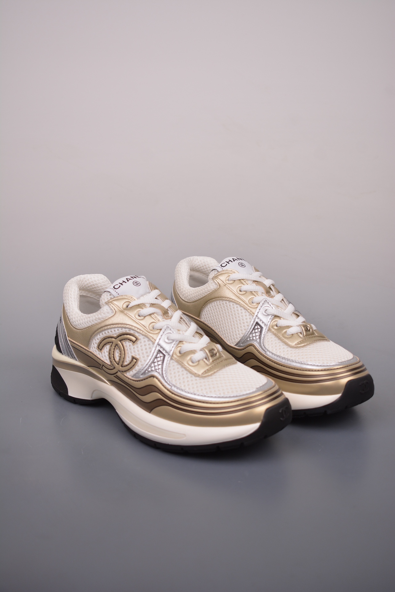 Chanel Cruise Logo Casual Low Rose Gold