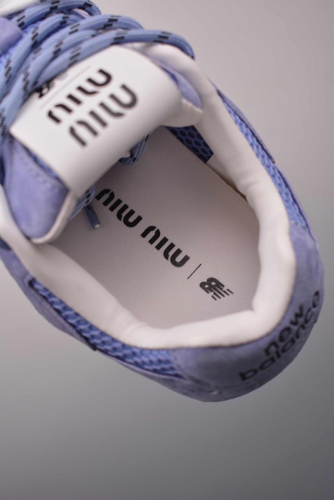 Miu Miu x New Balance 530 SL 