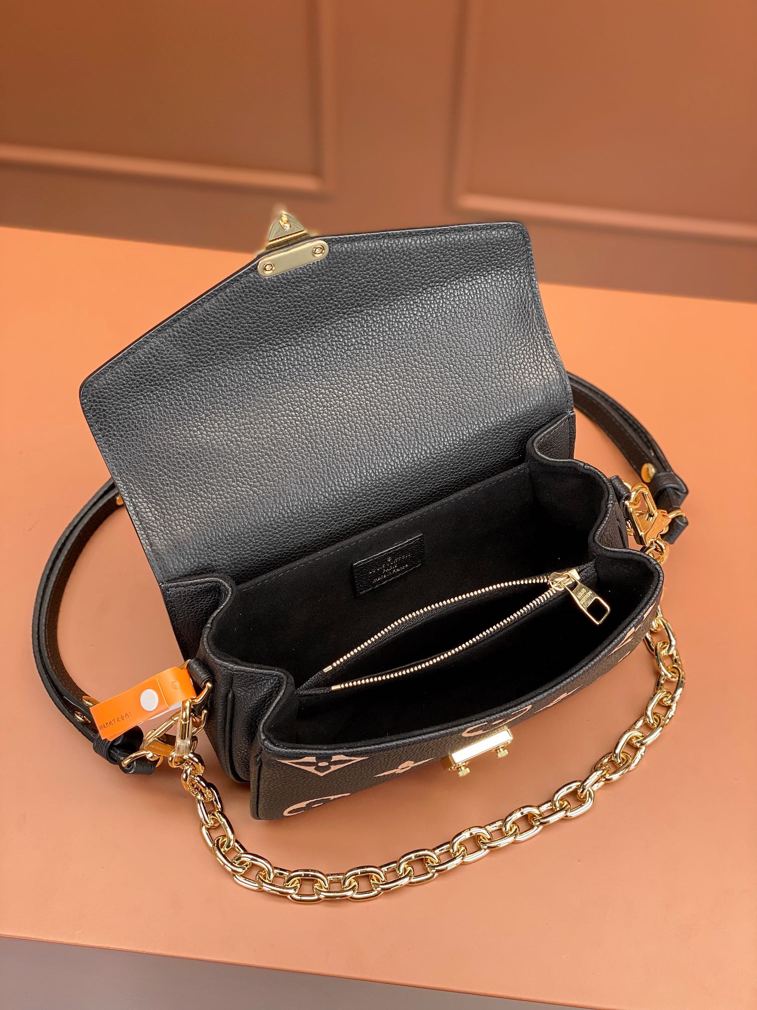 Louis Vuitton POCHETTE MÉTIS EAST WEST Bag M46596
