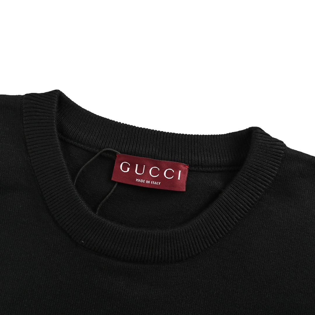 Gucci 24Fw glitter logo sweater