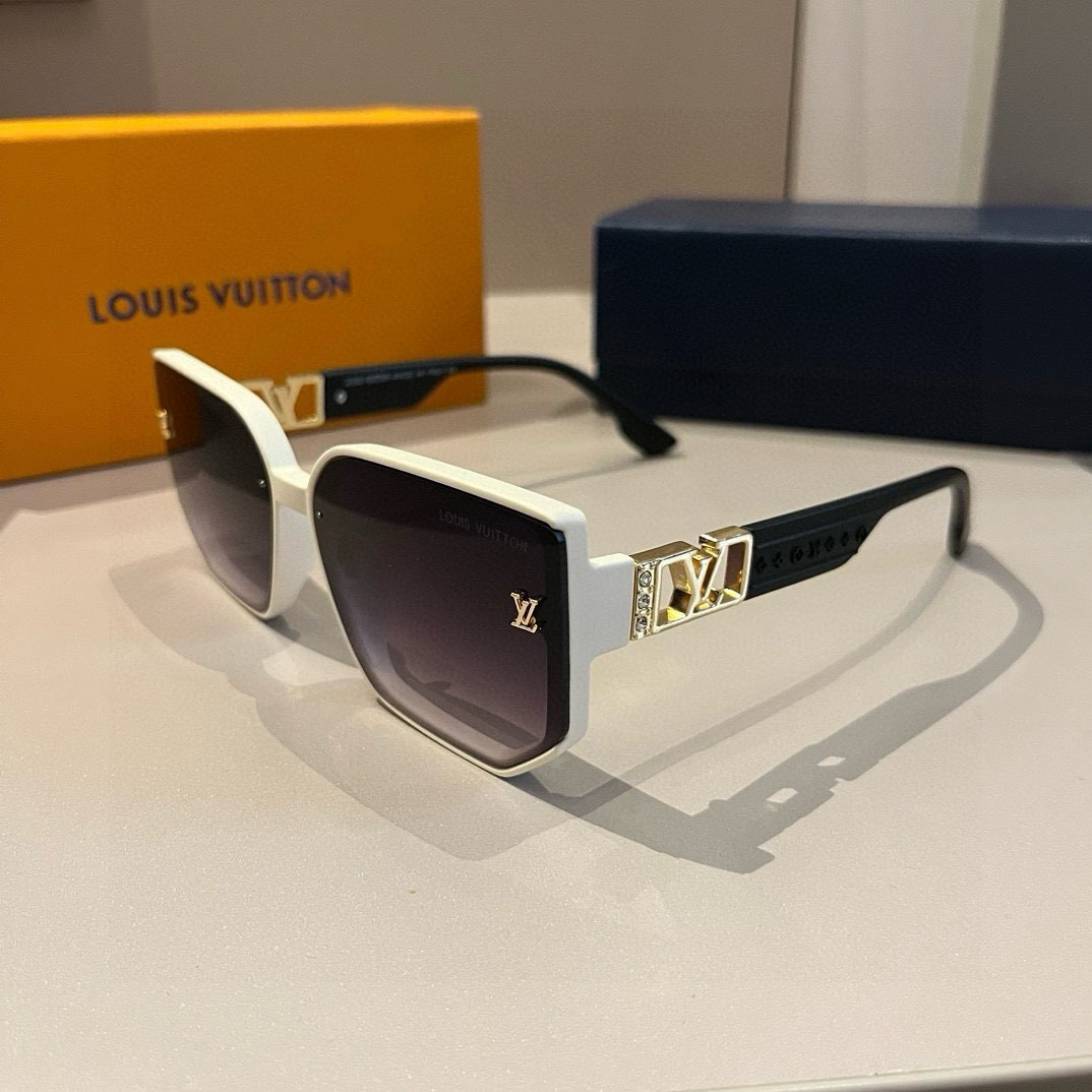 Louis Vuitton Square Frame Sunglasses