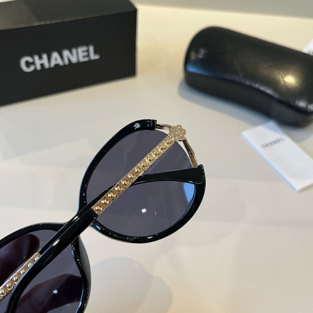 Chanel round frame sunglasses