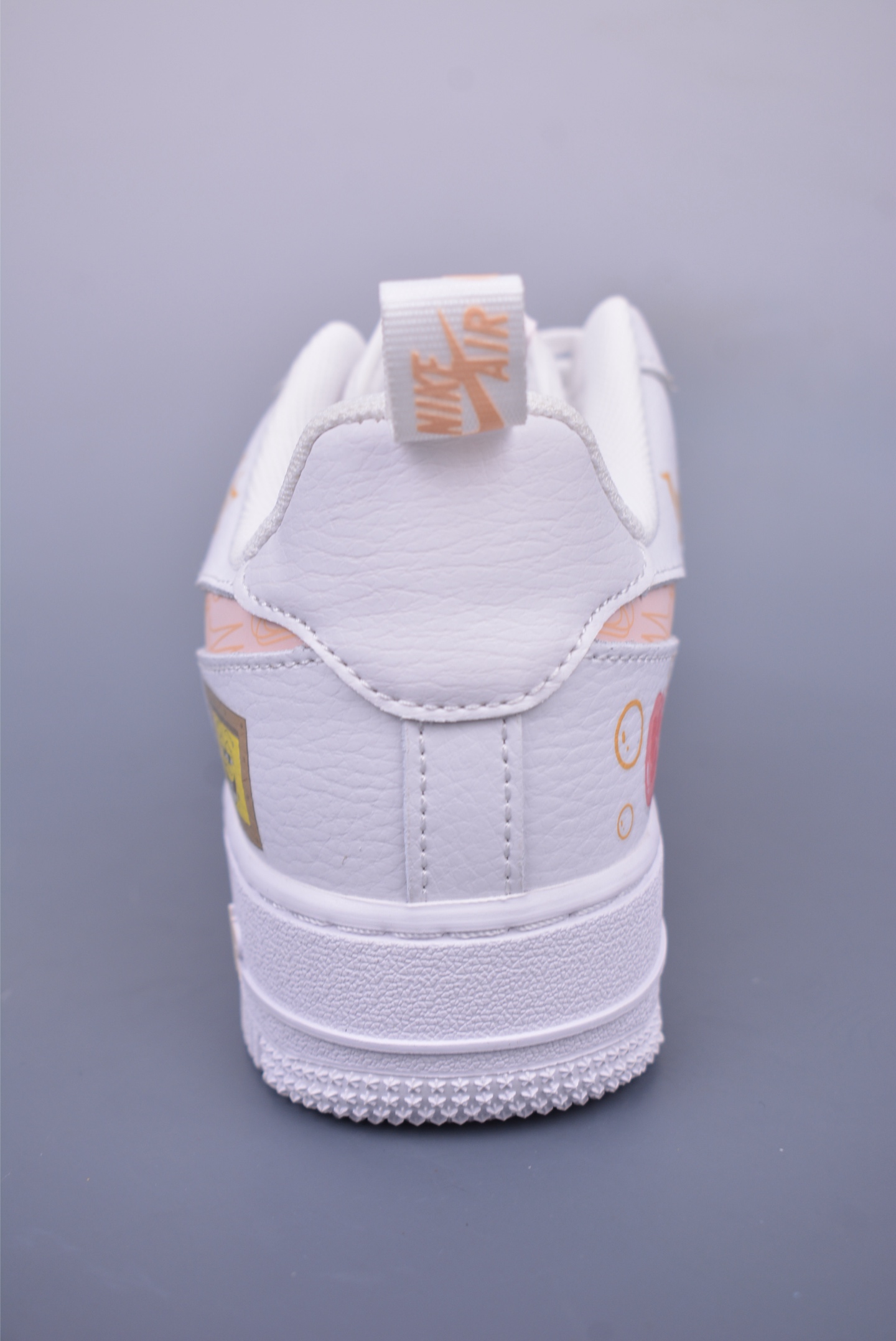 Nike Air Force 1 07 Low Sneakers SpongeBob SquarePants FB8971-070