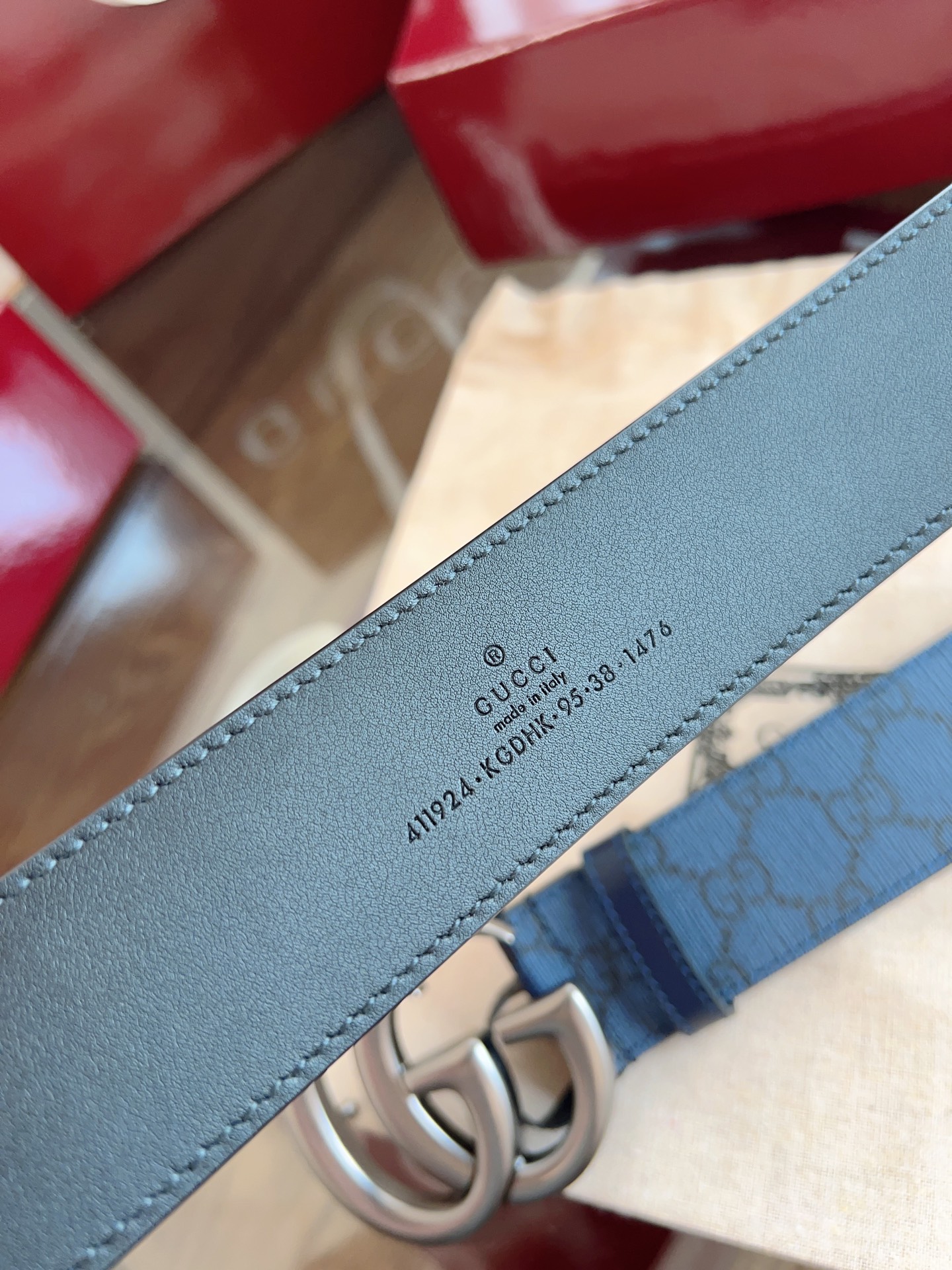 Gucci Double G brass buckle leather belt with a width of 4.0cm