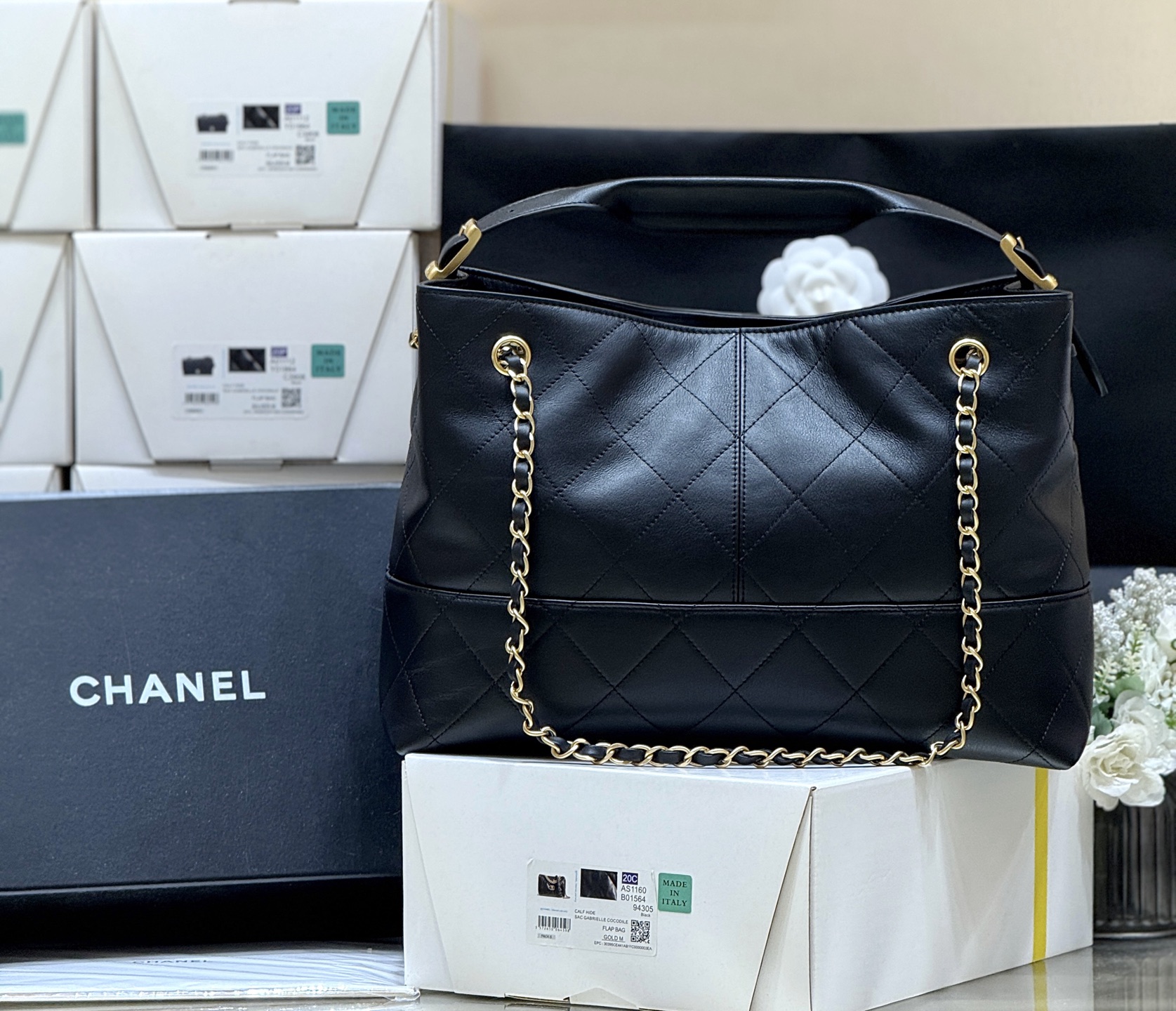 Chanel 25A High-end Handicraft Workshop Suede Colorblock Hobo AS5634 00158