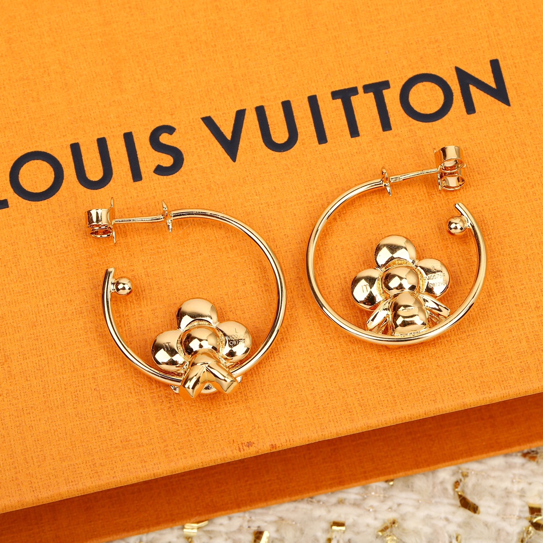 Louis Vuitton Chinese Valentine's Day Fashion Earrings