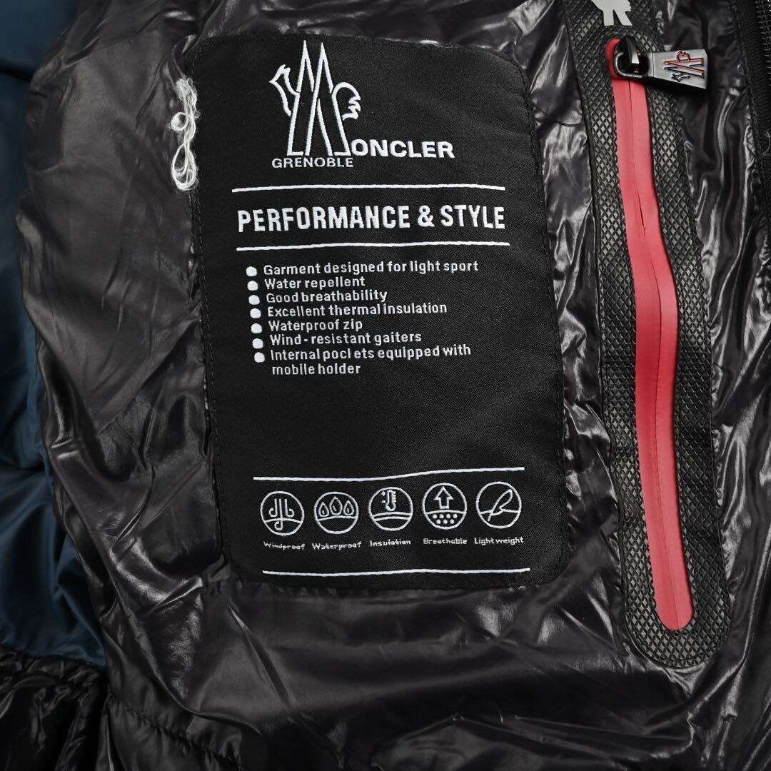 Moncler colorful letter chest hooded ski series down jacket