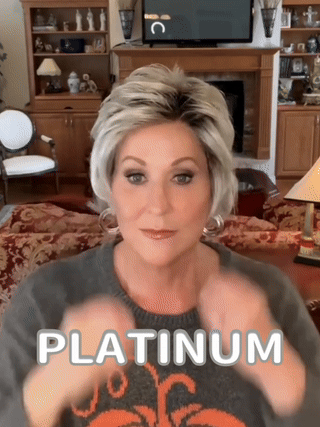 SHAKE & GO SHORT WIG BY HM