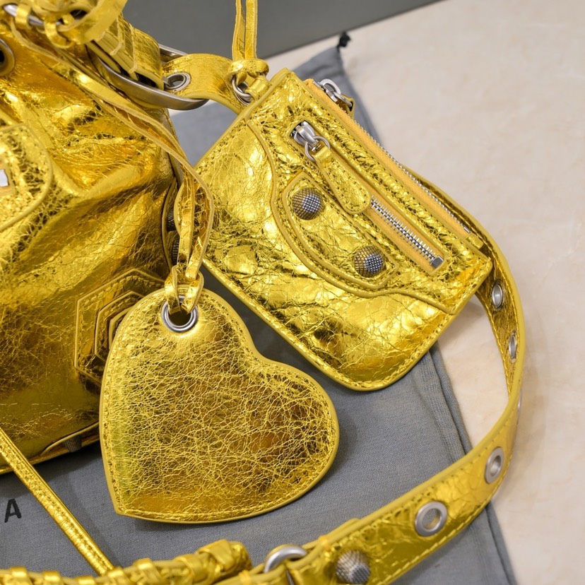 Balenciaga Le Cagole Small Bucket Bag