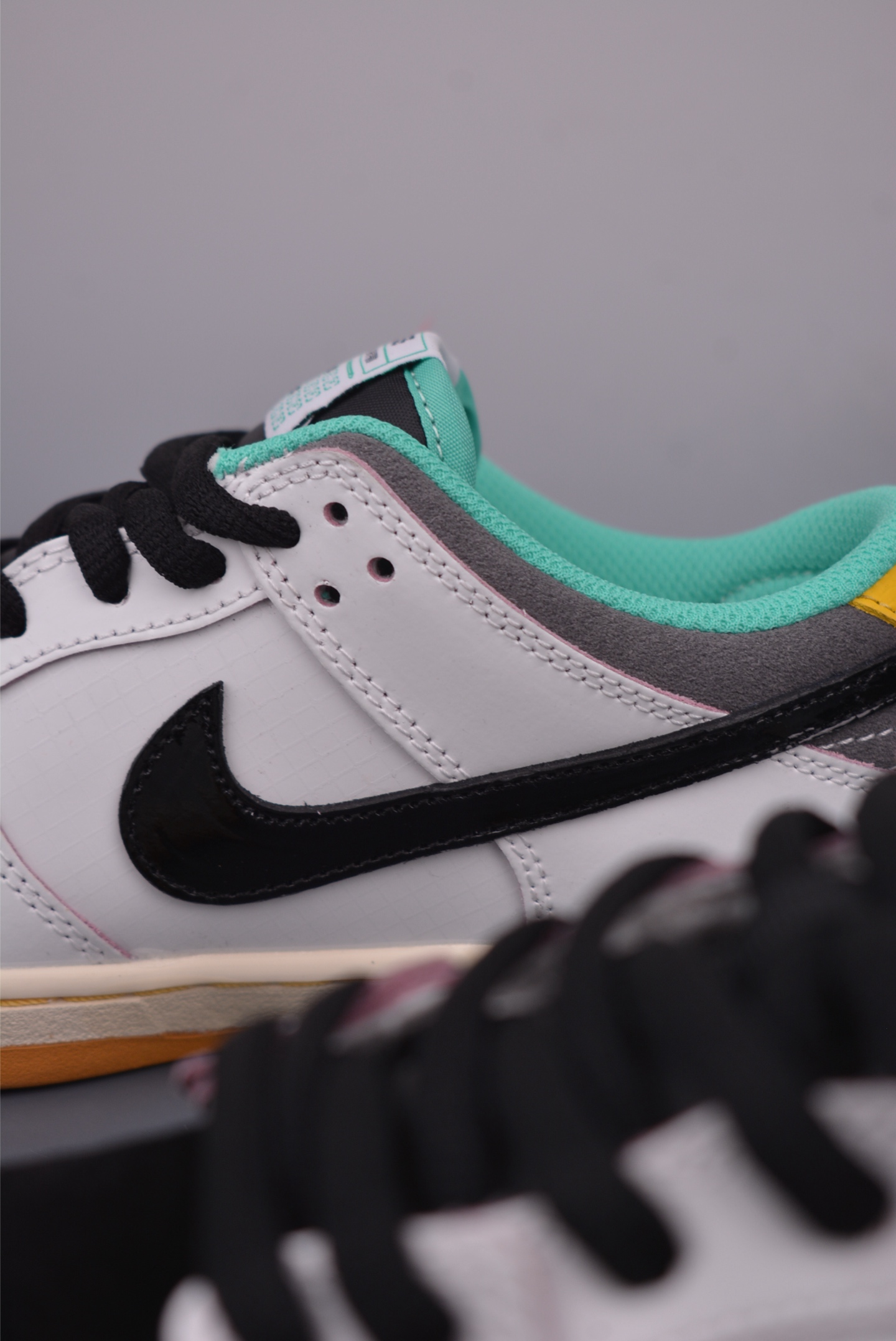 CSEF x Nike SB Dunk Low 'White Black' HJ4132-100