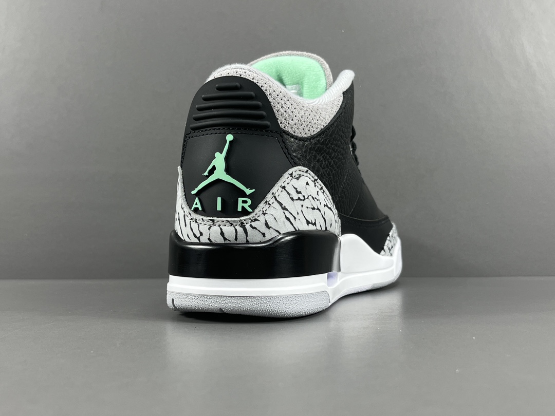 Nike Air Jordan 3 RetroGreen Glow CT8532-031