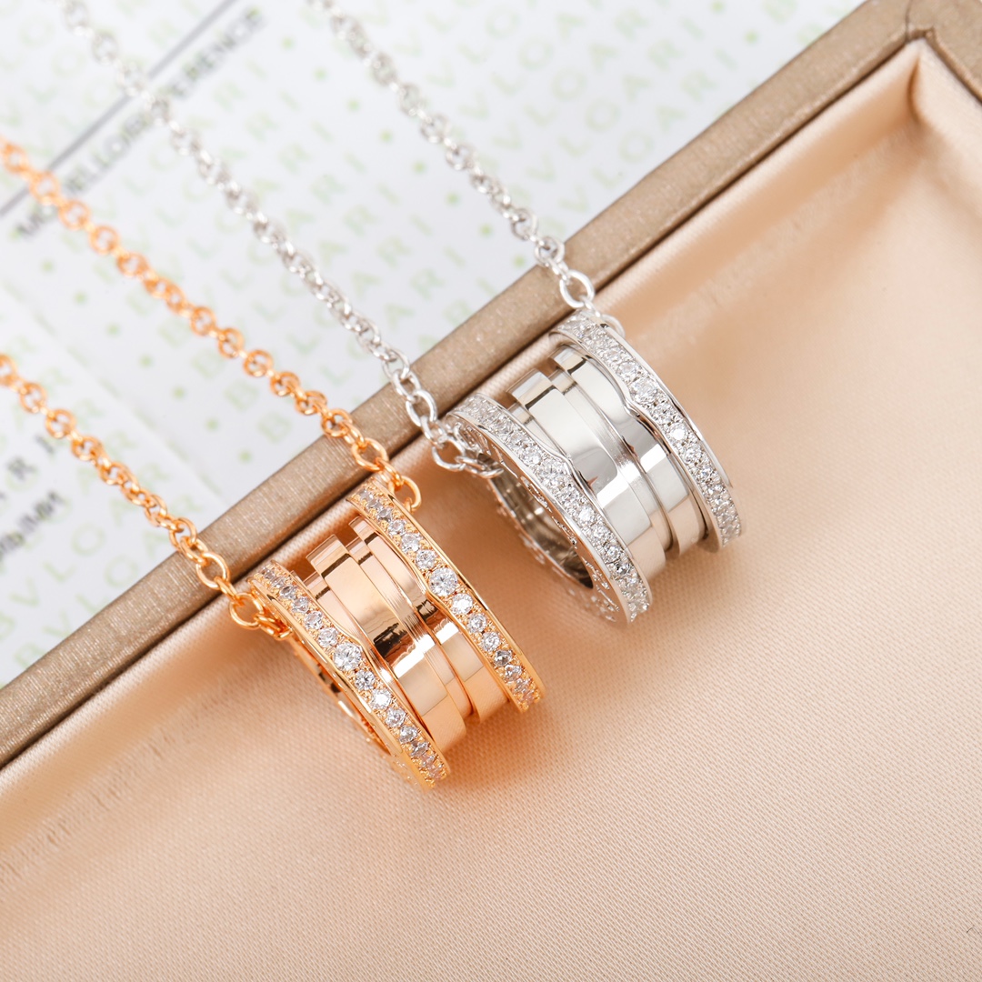 Bulgari thread diamond necklace