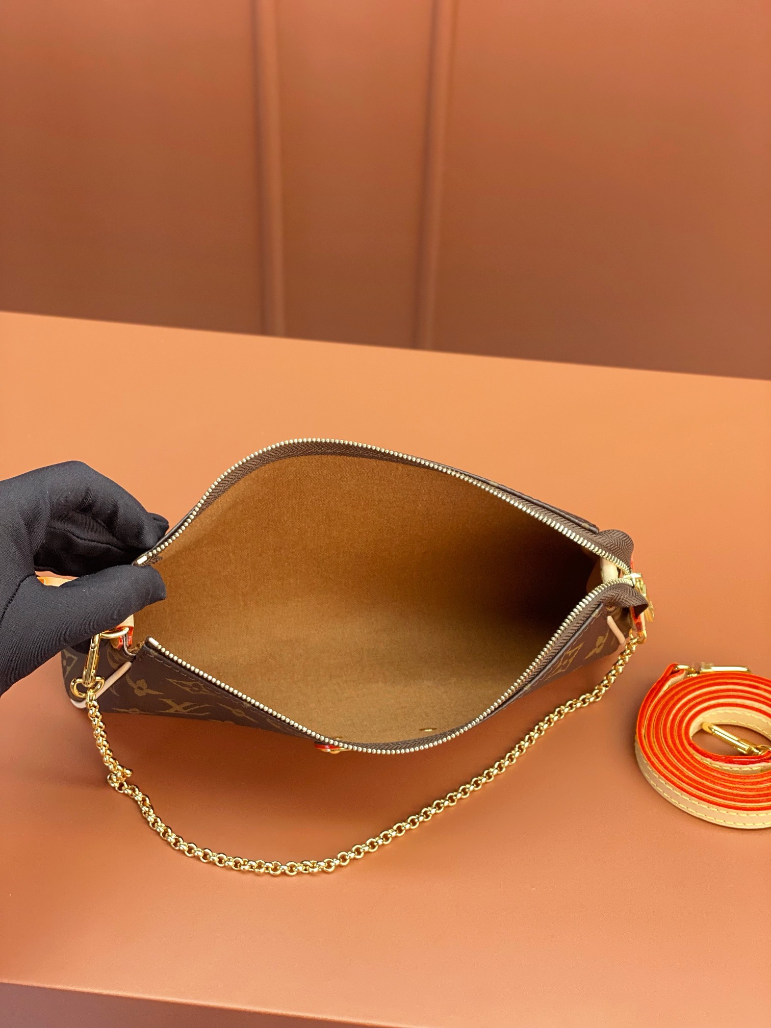 Louis Vuitton Second-hand EVA handbag M95567