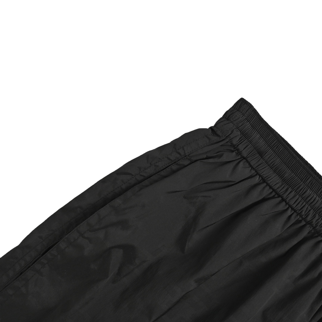 Fendi 24ss dark orange drawstring shorts
