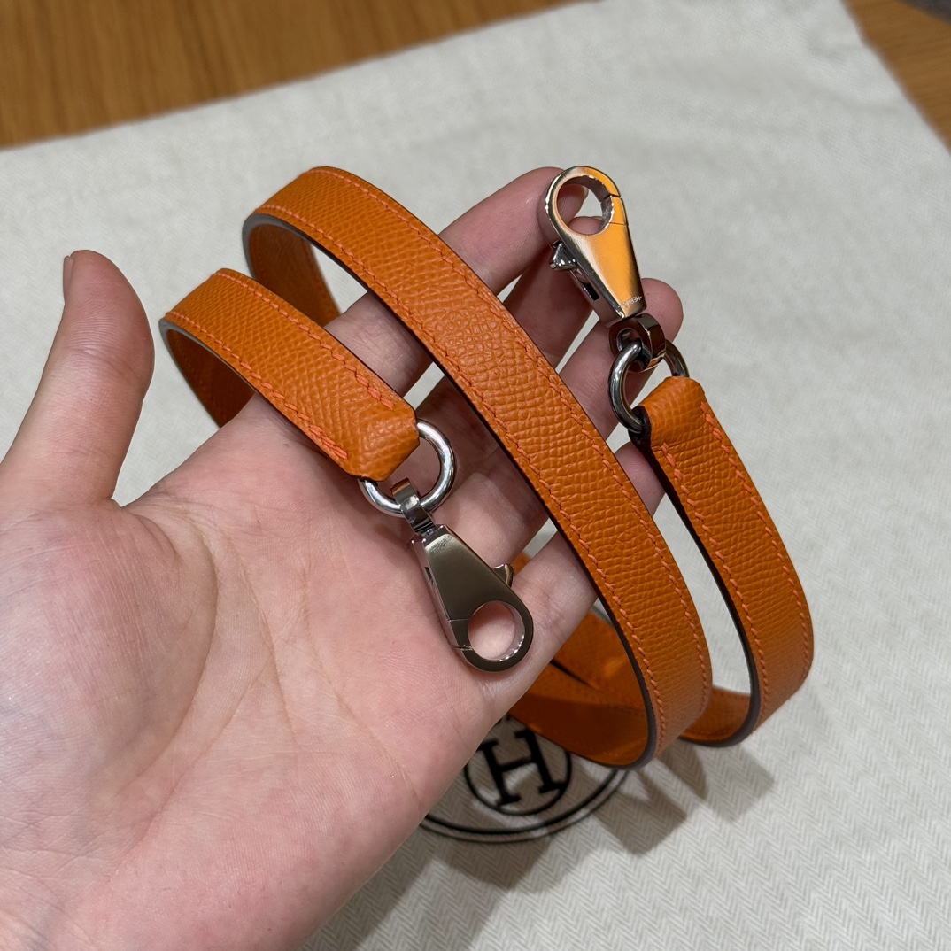 Hermès Kelly 93 Orange Handbag (Handmade to Order)