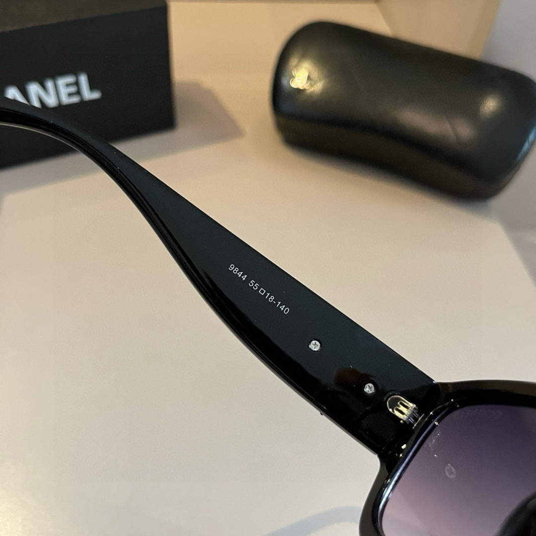Chanel round frame sunglasses