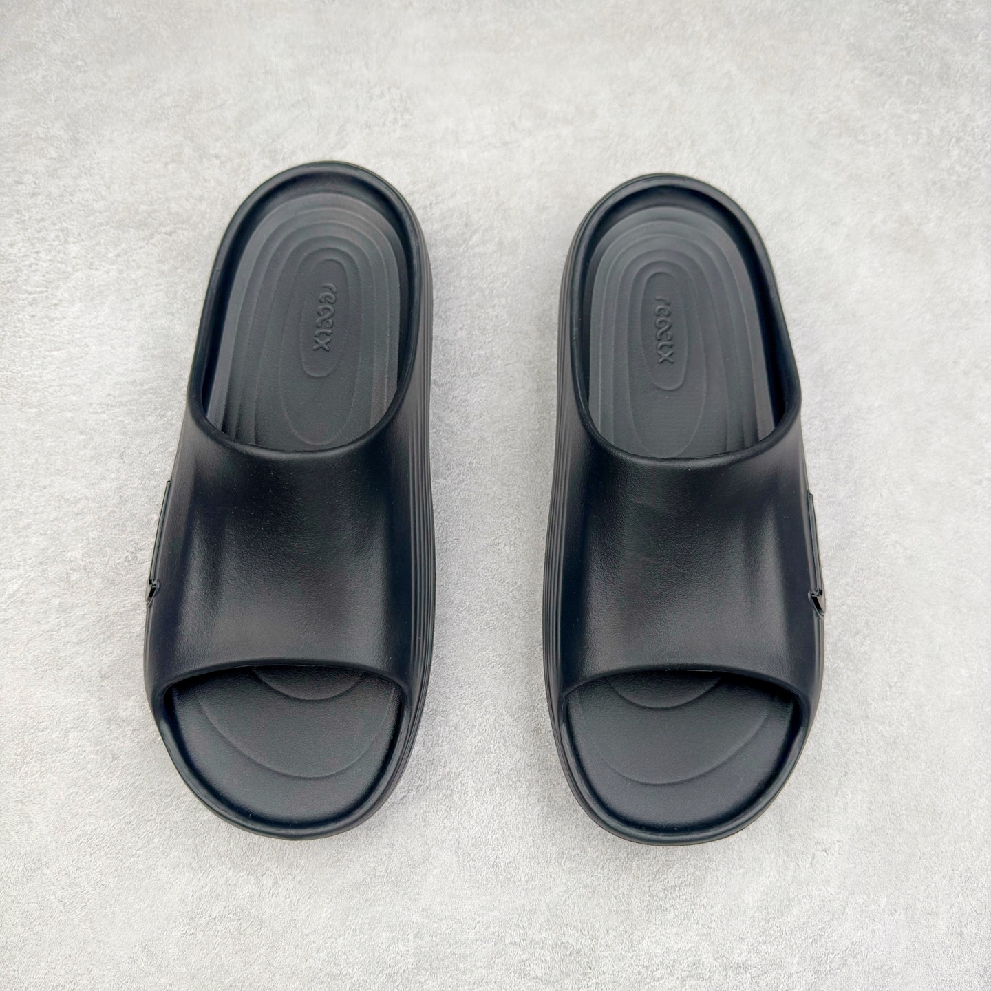 Nike ReactX Rejuven8 Simple, Comfortable and Versatile Slippers