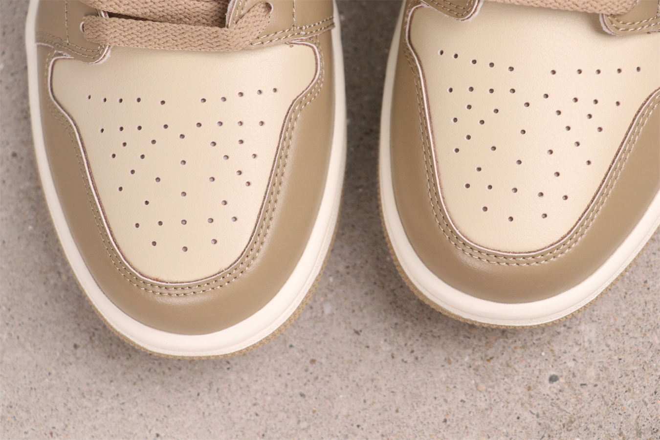 Air Jordan 1 Low'Rattan' DC0774-203
