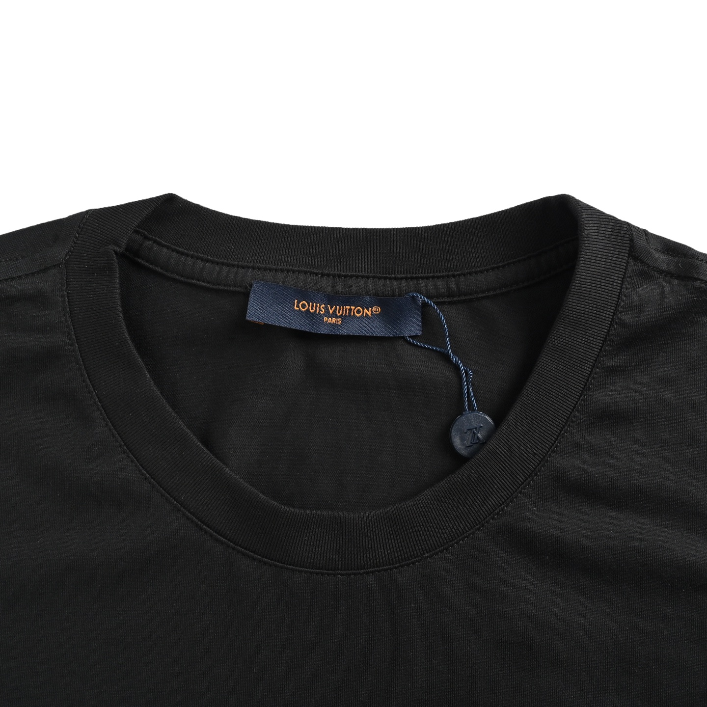 Louis Vuitton 25ss red short-sleeved shirt with small logo embroidery