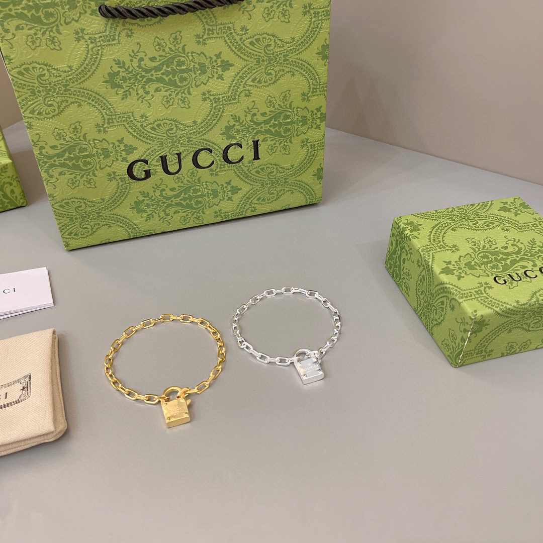 Gucci Lock Chain Bracelet