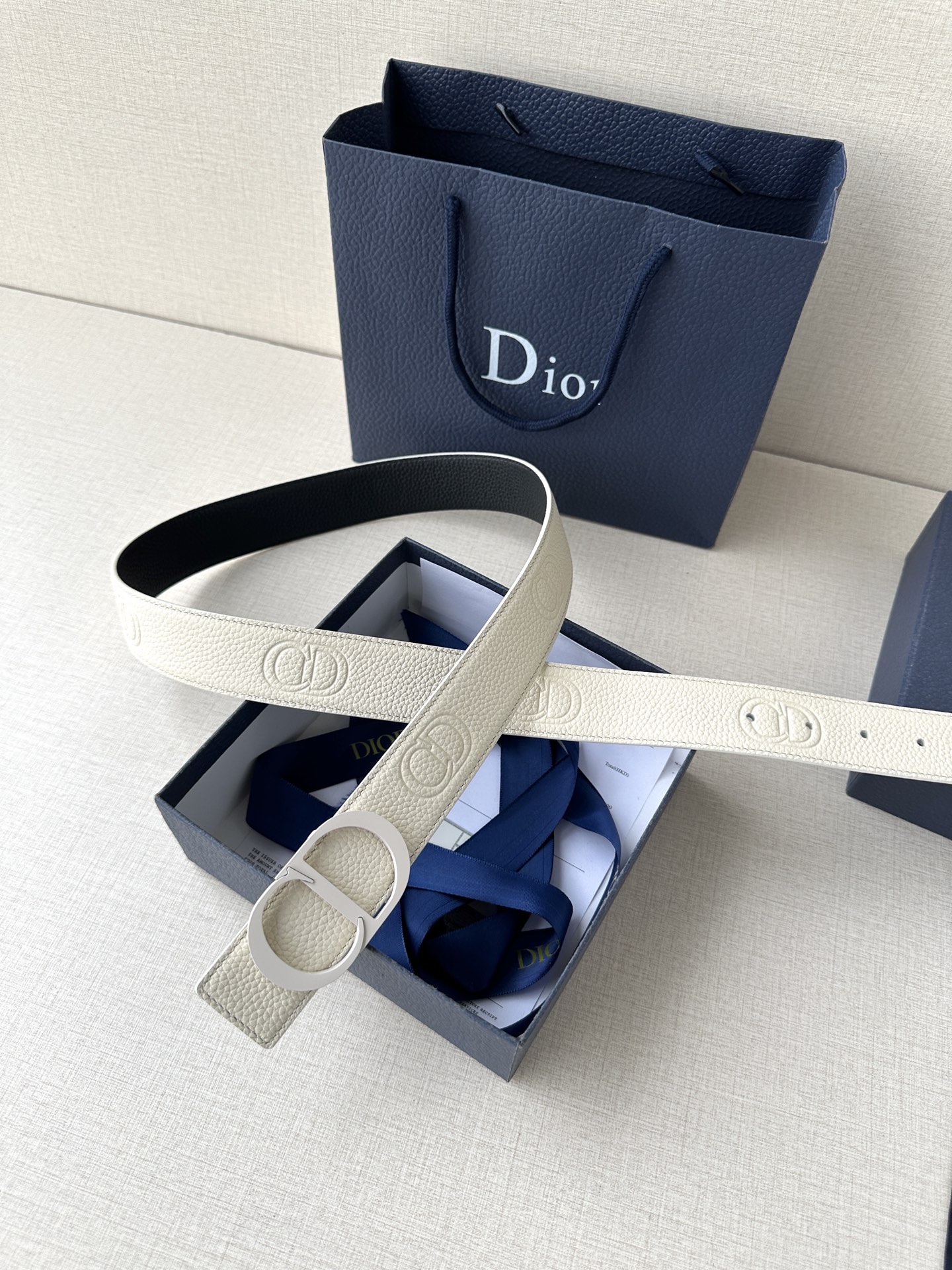 Dior embossed top layer leather belt 3.5CM wide
