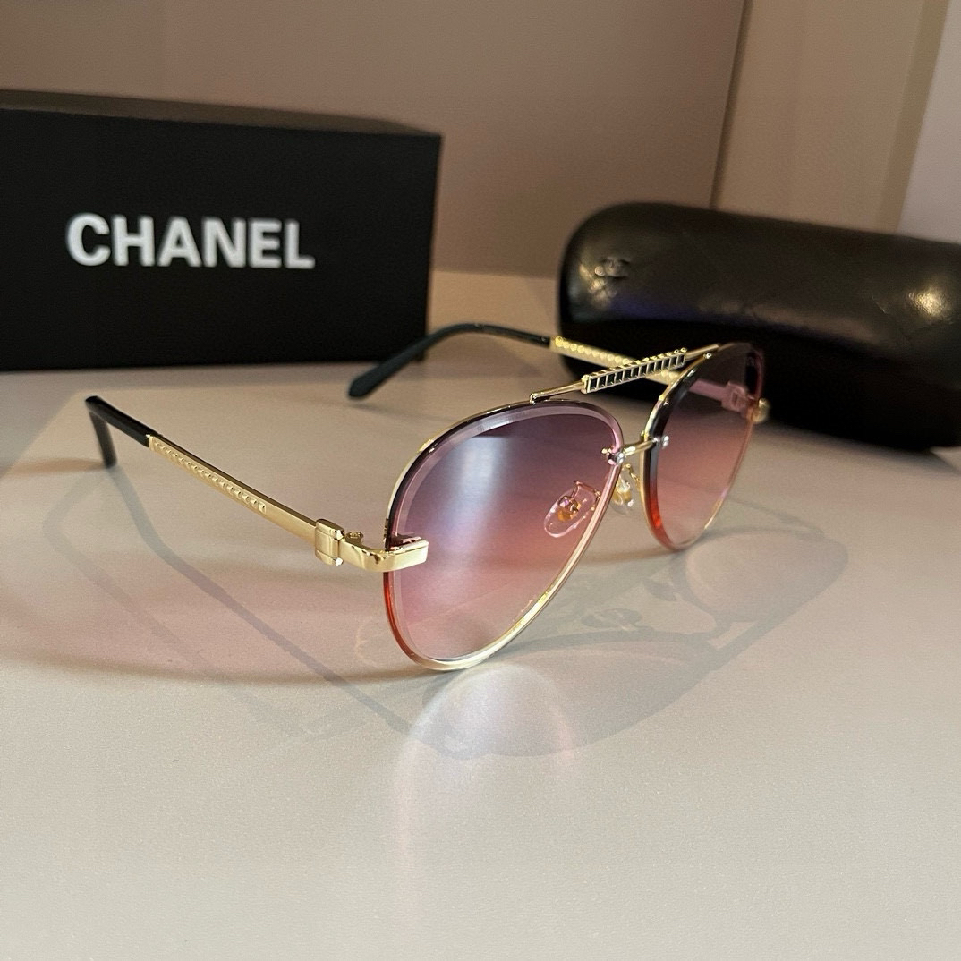 Chanel round frame sunglasses
