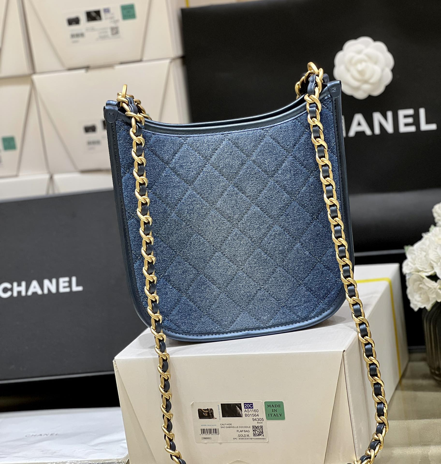 Chanel 24S denim hobo AS4532 00128
