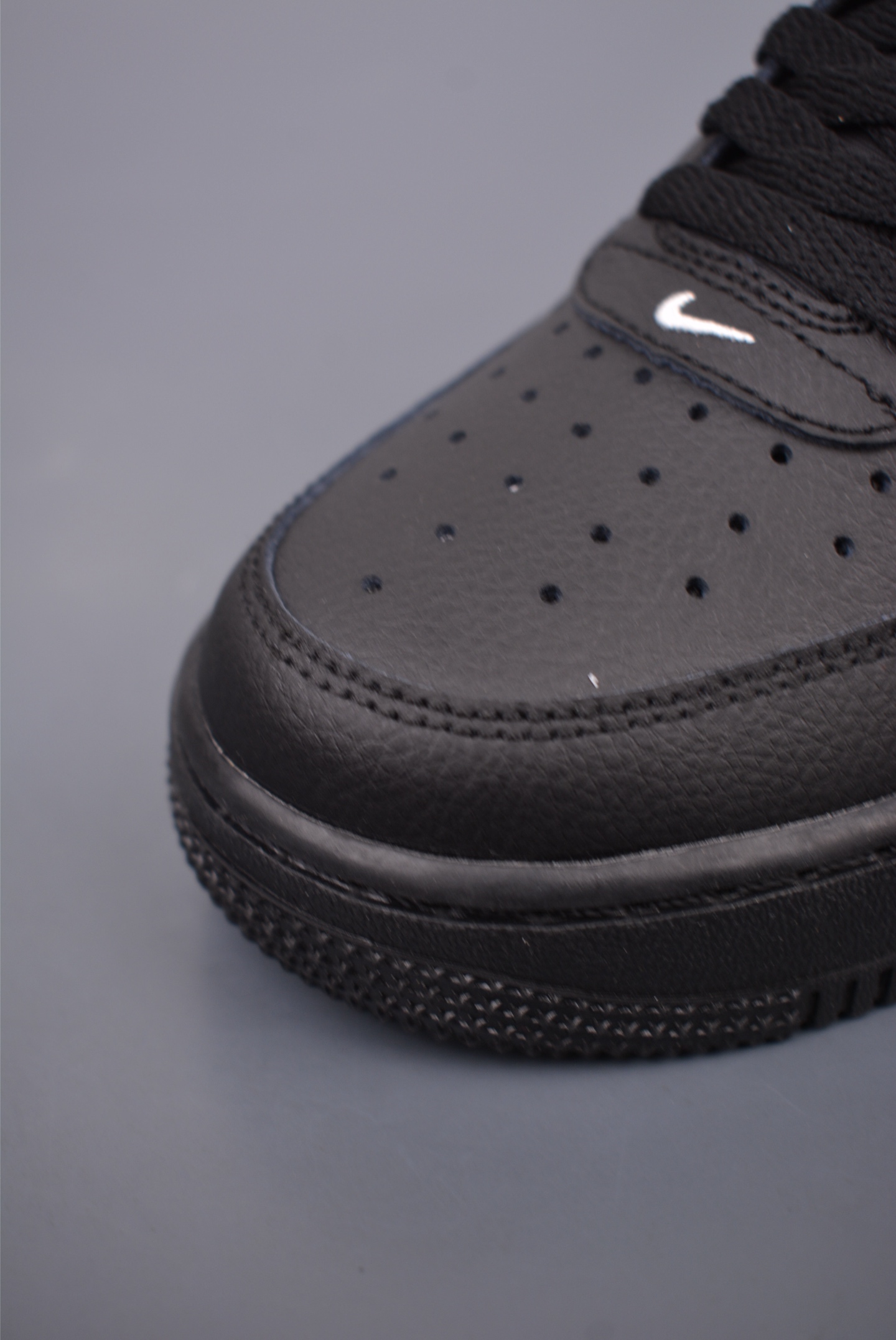 Nike Air Force 1’07 Low Leather Black and White HV6359-001