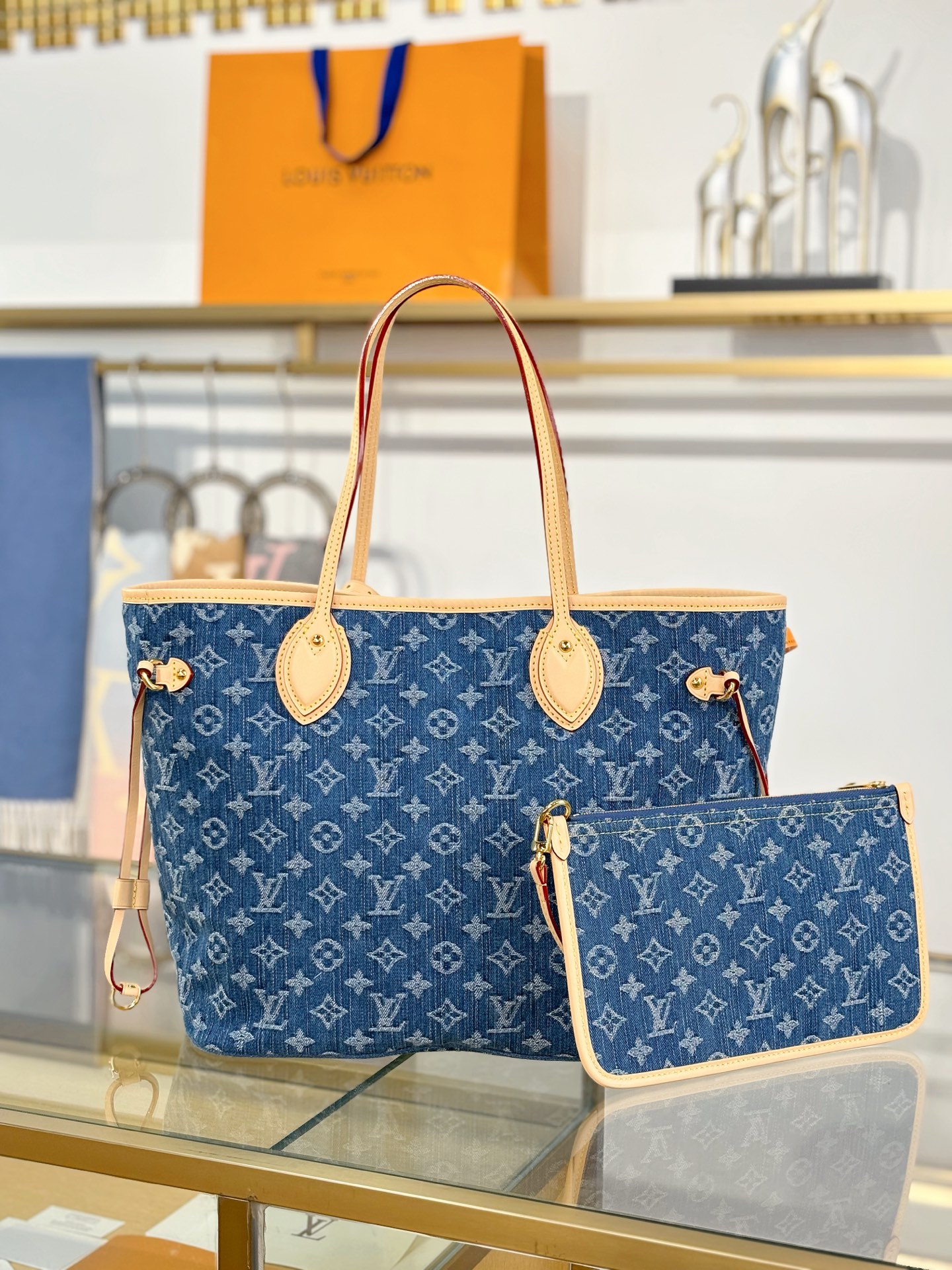 Louis Vuitton NEVERFULL Medium Handbag M13192