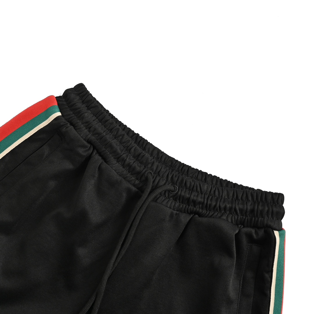 Gucci Classic Red and Green Web Pocket Double G Embossed Shorts