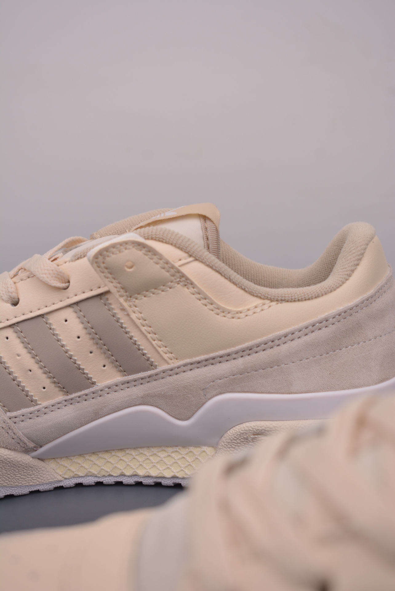 Adidas Originals Forum 84 Low CL Light Khaki ID7995