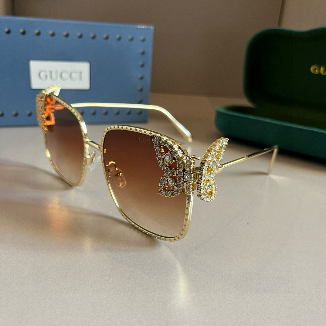 Gucci Square Frame Sunglasses