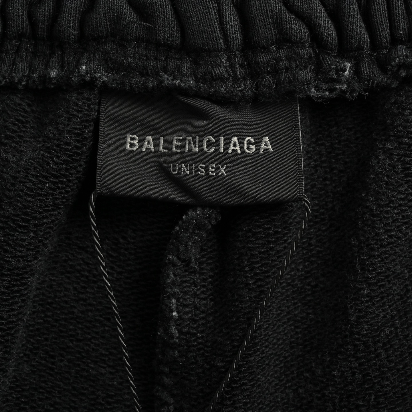 Balenciaga 25ss badge embroidered washed shorts