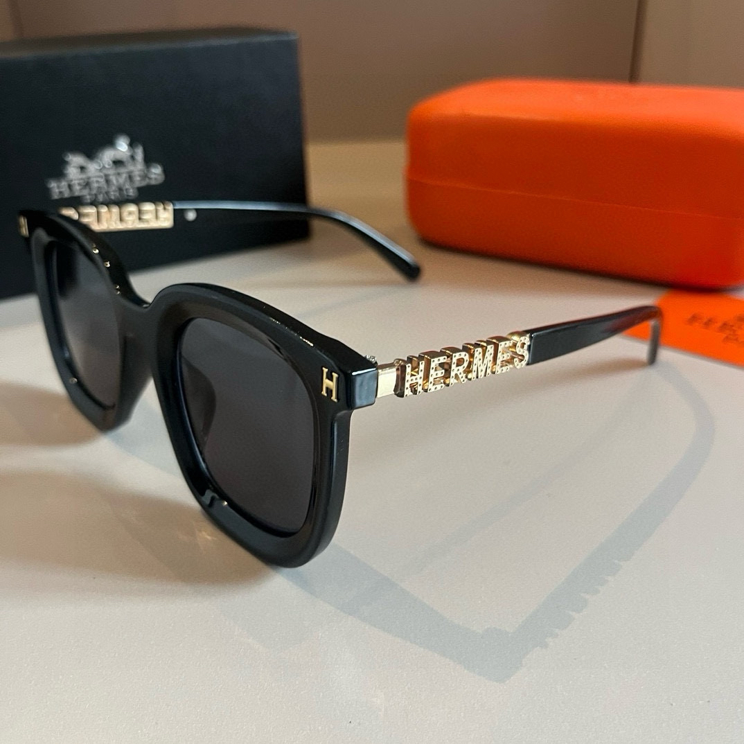 Hermes Square Frame Sunglasses