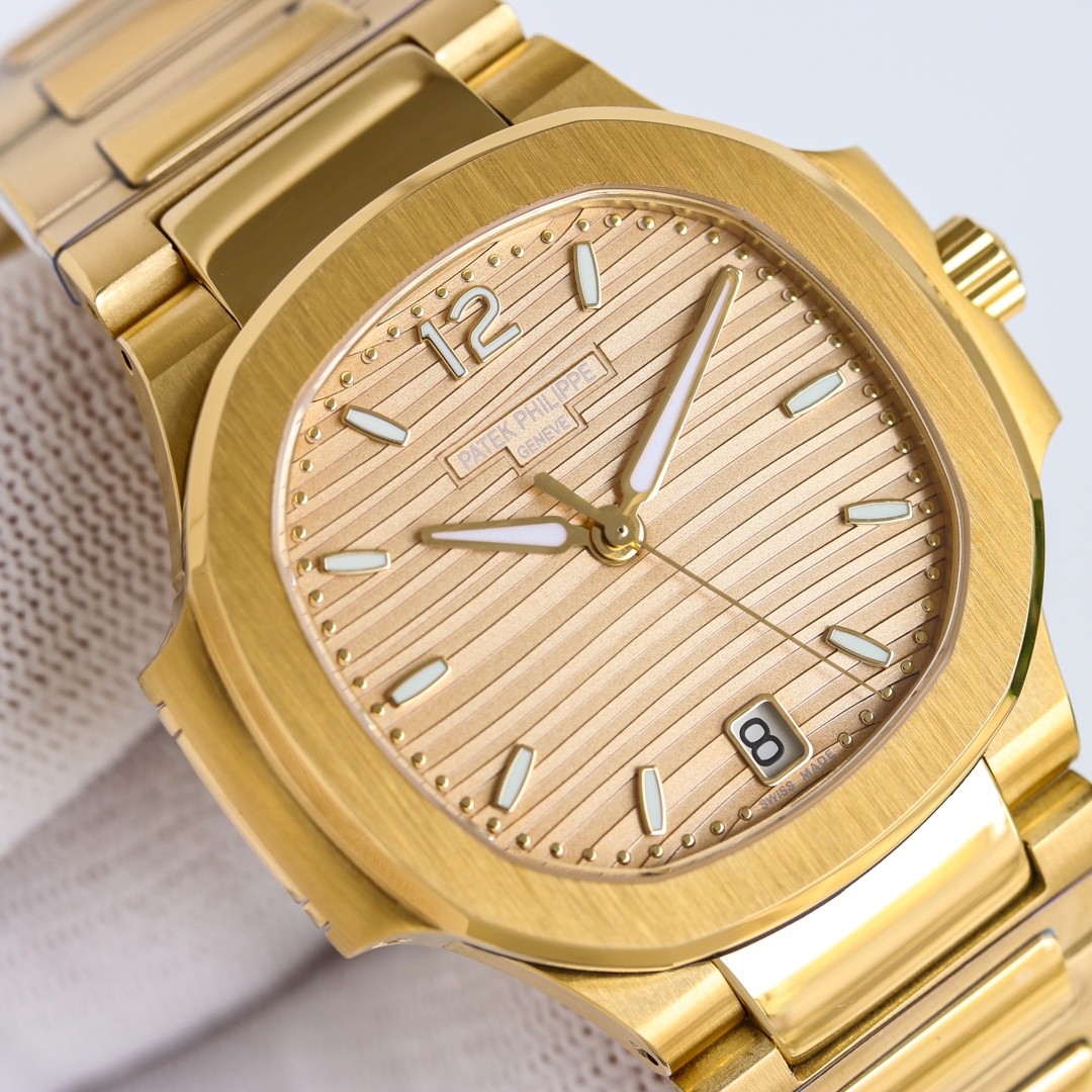Patek Philippe Nautilus 7118 Series R69 Women's Watch