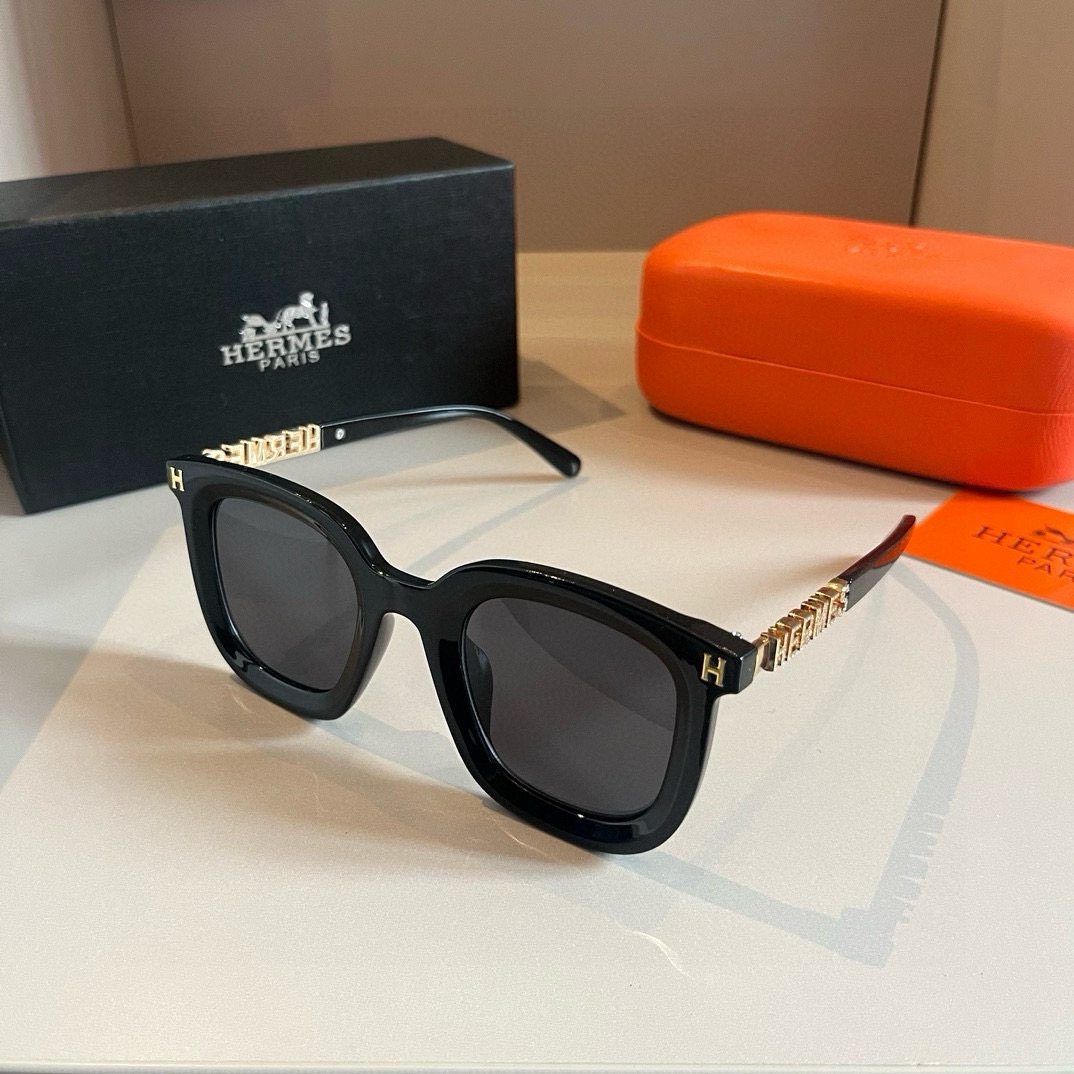 Hermes Square Frame Sunglasses