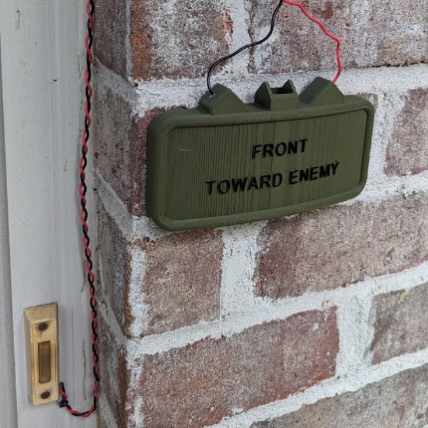 On Sale🔥Claymore Mine Replica - Perfect for Pranks and Security